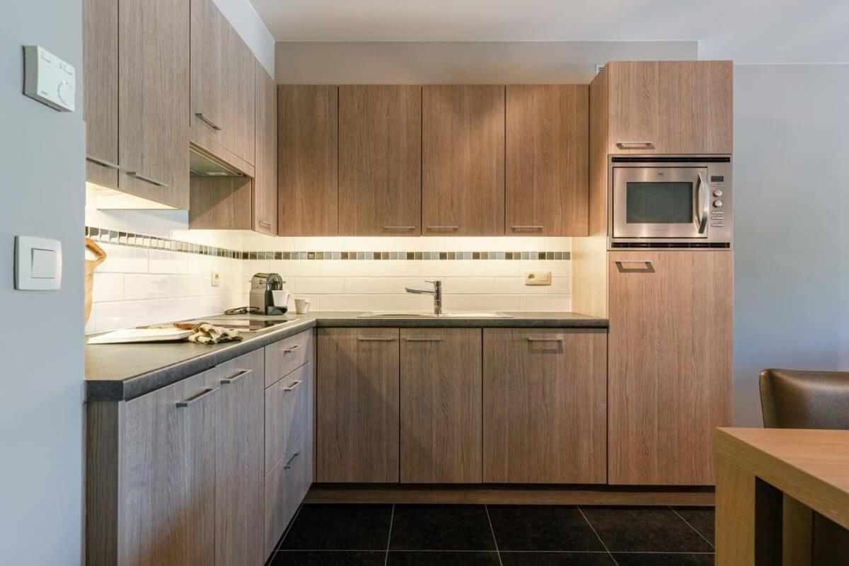 Huswell - Bright Apartment With Parking Near The Beach Bredene Esterno foto