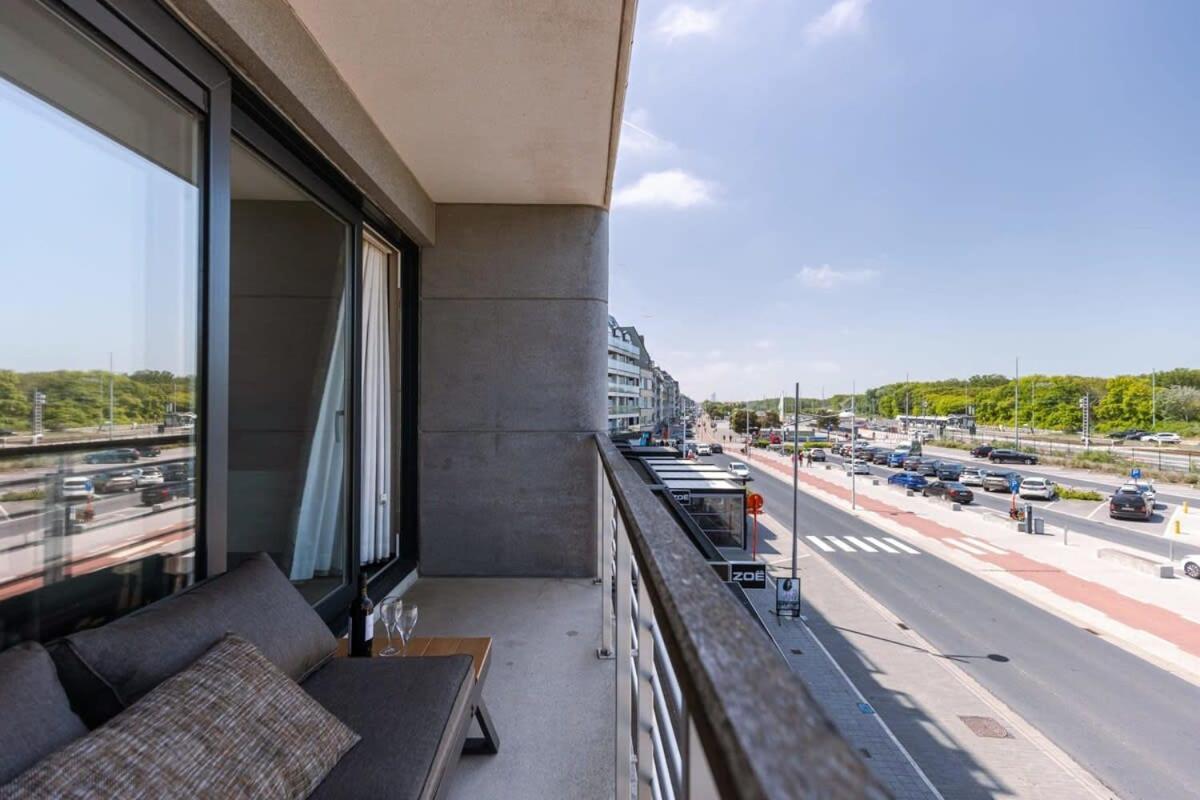 Huswell - Bright Apartment With Parking Near The Beach Bredene Esterno foto